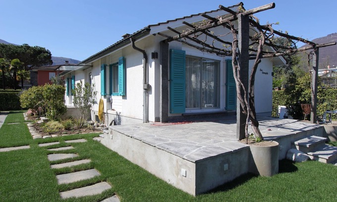 Ascona House | Beautiful, renovated detached house with terrace and sunbathing lawn