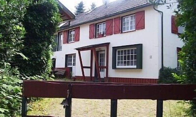 Esch House | Beautiful restored holiday farm for up to 6 people