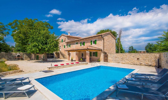 Municipality of Zminj Villa | Beautiful, romantic and charming 3 bedroom Villa with a private pool