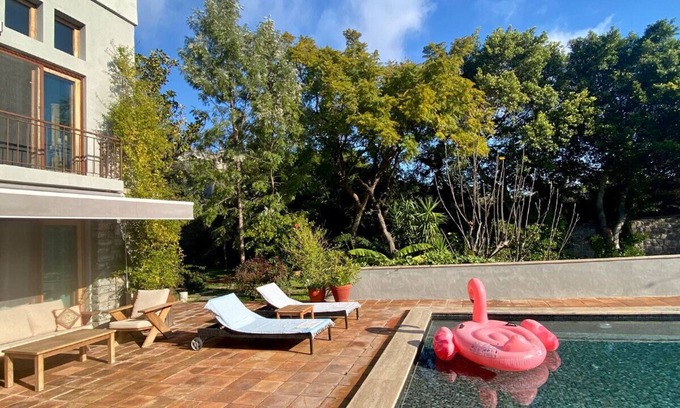 Gundogan Villa | Beautiful six bedroom villa with private pool and only 5min walk to the beach.