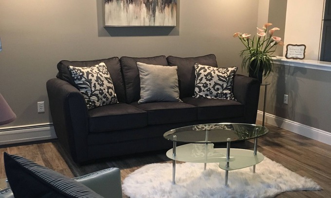 South Hill Apartment | Beautiful space near hiking, wineries, Ithaca Commons, Cornell and IC!