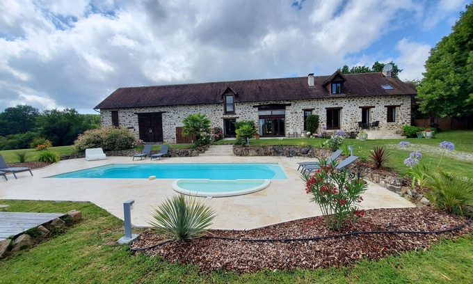 Meuzac Other | BEAUTIFUL STONE FARMHOUSE WITH PRIVATE HEATED POOL.