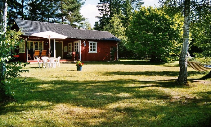 Larbro Cottage | Beautiful summer house close to the beach