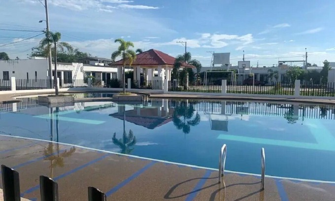 Flandes House | BEAUTIFUL SUMMER HOUSE NEAR GIRARDOT