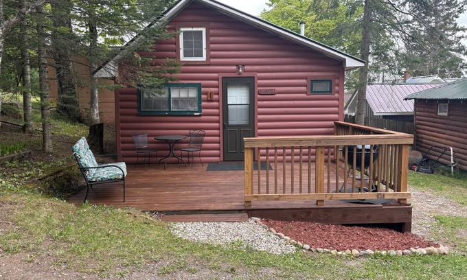 Iron River Cabin | Beautiful Sunset Lake cabin rental