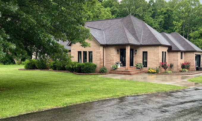 Scottown House | Beautiful Two Story with In ground Pool