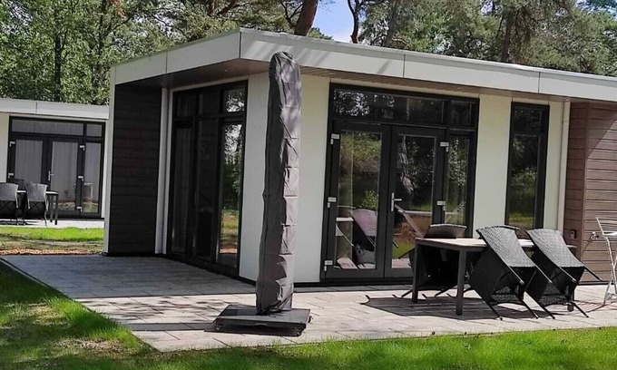 Municipality of Hellendoorn Ski Chalet | Beautiful vacation home in the middle of nature.