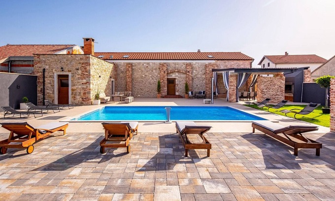 Skabrnja Villa | Beautiful Villa Ambar
