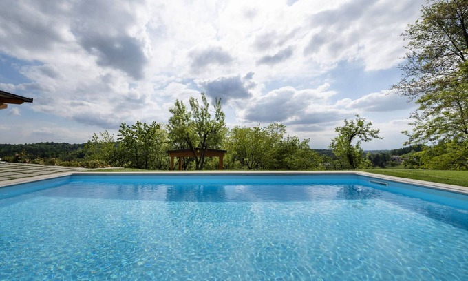 Monteu Roero Villa | Beautiful Villa Casa San Grato in Piemonte