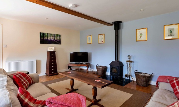 Freefolk House | Beautiful villa for 4 guests with WIFI, TV, terrace and pets allowed