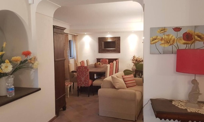 Roccamonfina Villa | BEAUTIFUL VILLA IN SECULAR CHESTNUT