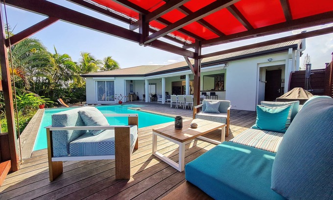 Baie-Mahault Villa | Beautiful villa with swimming pool and jacuzzi for 8