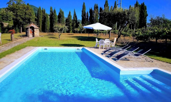 Mombaldone Villa | Beautiful villa with private pool in large garden in one of the borghi più belli