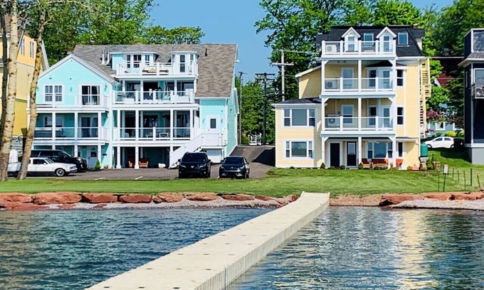 Charlottetown Condo | Beautiful Waterfront 2 Bdrm Condo Downtown Ch'town