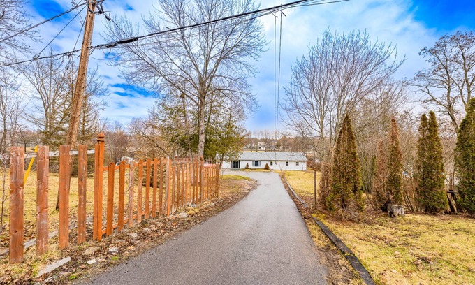 Marmora Cottage | Beautiful Waterfront Cottage backing onto Crowe River!