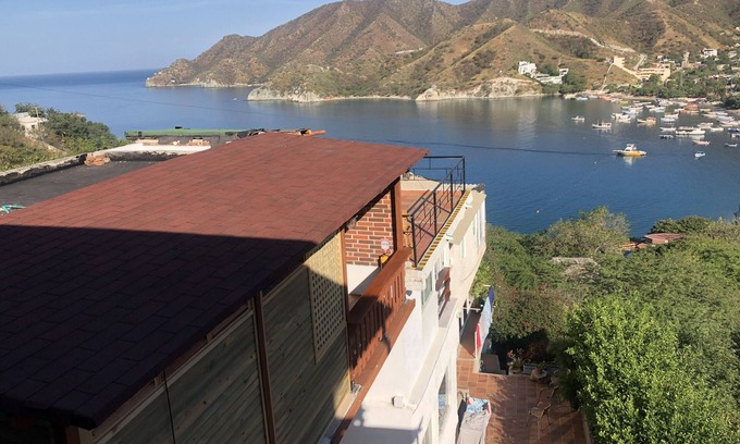 Taganga Cabin | Beautiful wooden bungalow with sea view