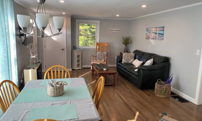 Dennis Port Cottage | Beautifully appointed 2 bedroom with access to a private beach!