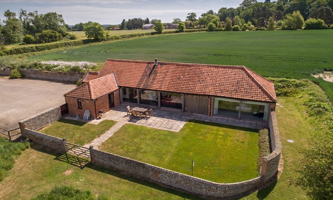 Melton Constable House | Beautifully converted barn in absolutely stunning, quiet, rural location.