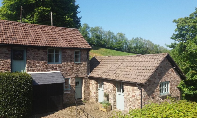 Exmoor National Park Cottage | "Beautifully located in the centre of Exmoor"