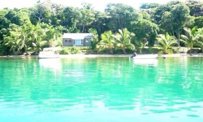 Ta'anea House | Beautifully located Pacific holiday home water right at the front door
