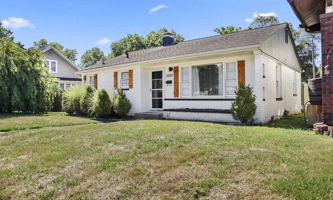 Terre Haute House | Beautifully remodeled 2 bed 1 bath + office house