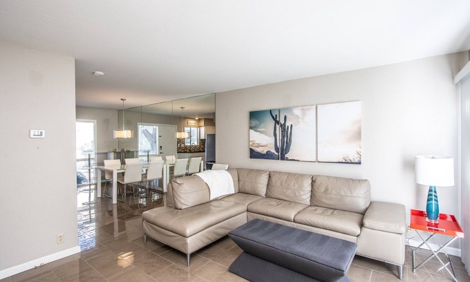 Fashion Square House | Beautifully Remodeled Condo in Old Town Scottsdale