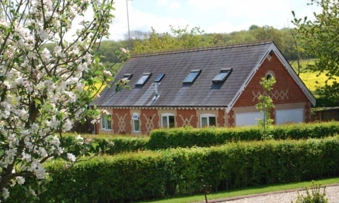 Marlborough Cottage | Beautifully Set 3-Bed Cottage in Marlborough