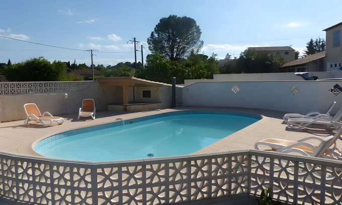 Saint-Drezery Bed & Breakfast | Bed and Breakfast 'Chez Gaston' with Private Pool, Wi-Fi and Air Conditioning