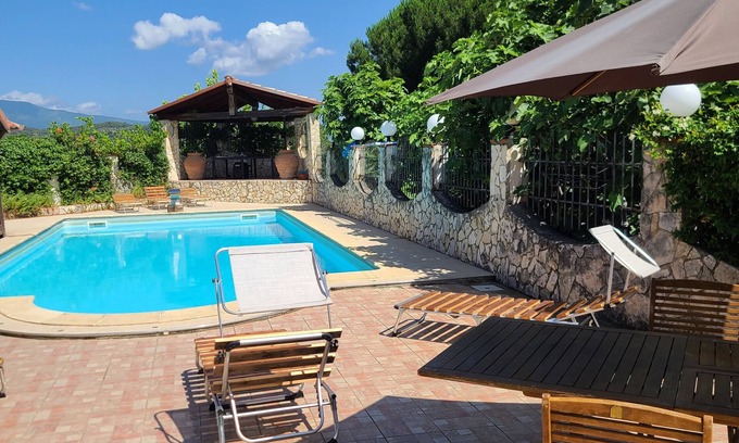 Arcavacata Bed & Breakfast | Bed and Breakfast "Gallo - La Cantina Del Contadino" with Shared Pool, Shared Terrace & Wi-Fi