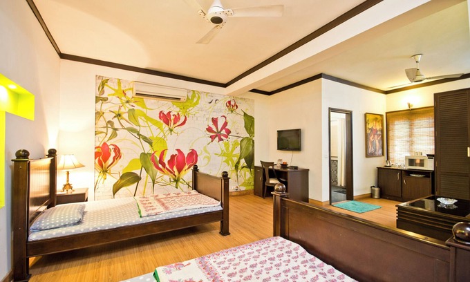 Jangpura Bed & Breakfast | Bed and breakfast near Nizamuddin. New Delhi.