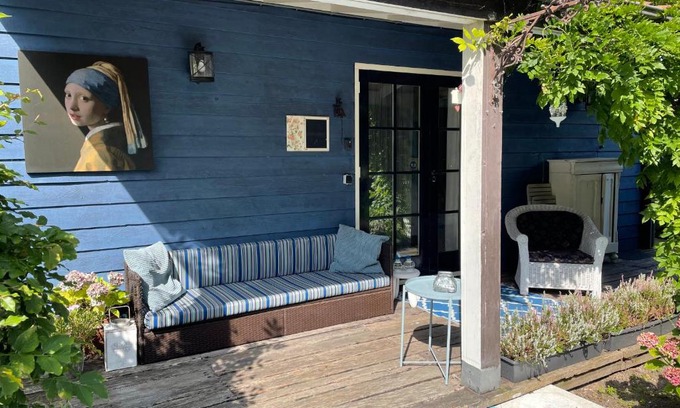 Warder Bed & Breakfast | Bed en breakfast Onder aan de dijk