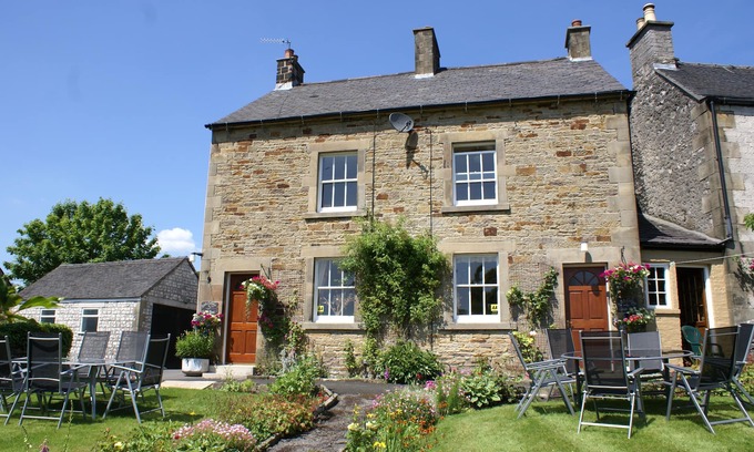 Hartington Cottage | Beech Cottage, centrally situated in the village of Hartington