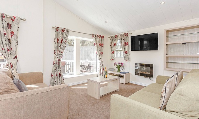Llanasa Ski Chalet | Beech Tree 3 Premier