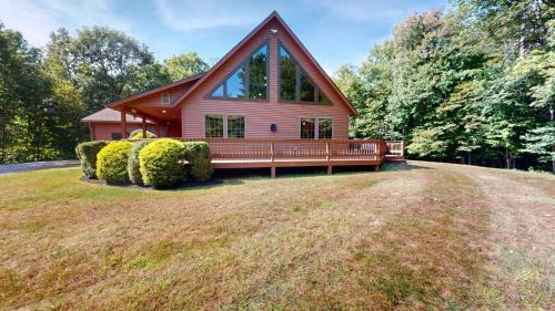 East Haven  Rutland County House | Beechwood Home Brought to you by GetAway Vacations