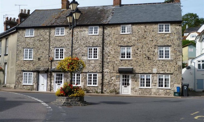 Beer House | Beer Lace Shop - Four Bedroom House, Sleeps 8