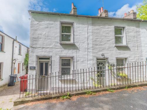Dalton-in-Furness House | Beeswax Cottage