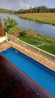 Aguas de Sao Pedro House | Belíssima casa no lago próxima ao Thermas Water Park