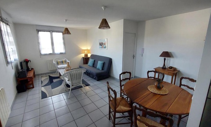 Sainte-Genevieve-des-Bois Apartment | Bel appartement au calme