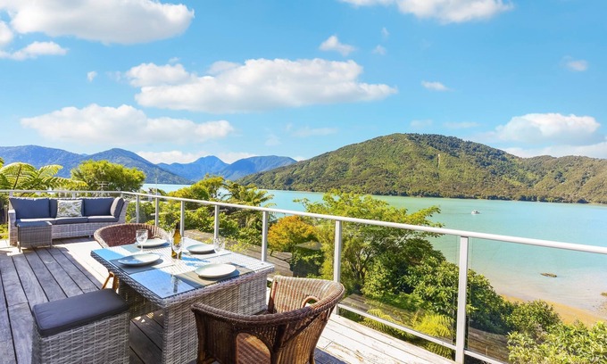 Havelock House | Bela Vista - Marlborough Holiday Home