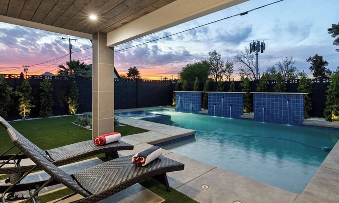 Scottsdale Country Acres House | Bella Rosa: Close to Old Town w/Pool & Hot Tub!