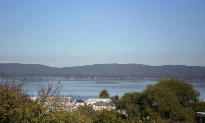 Albany Cottage | Bella Rosa Cottage - Harbour & City Views* Winter Special - 5% discount*