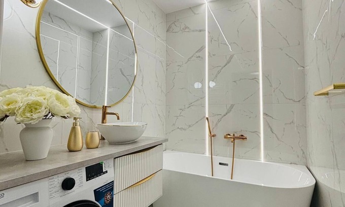 Rzeszow Apartment | Bella White