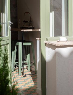 Aramon House | Belle maison de village du sud