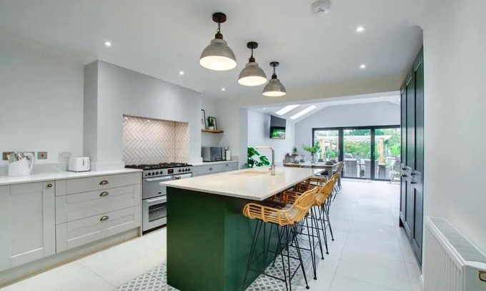 Denver House | Belle Vue Cottage