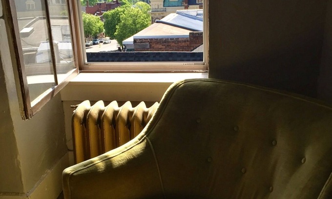Bellefonte Apartment | Bellefonte Victorian Apt W/Balcony. Close To State College/PSU