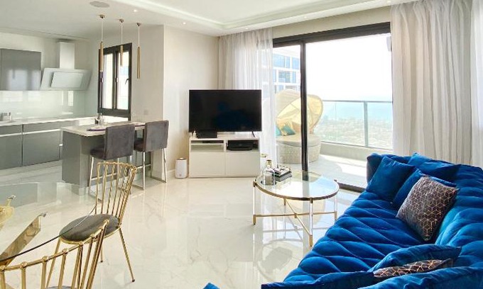 Bat Yam Apartment | Bellevue Suite