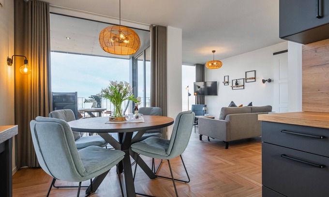 Marienleuchte Apartment | BeltEck vacation apartment - pure sea view.