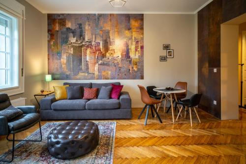 Miskolc Apartment | Belvárosi apartman 'Bronze'