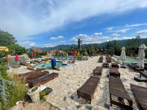 Berzasca House | Belvedere Yacht Club Berzasca
