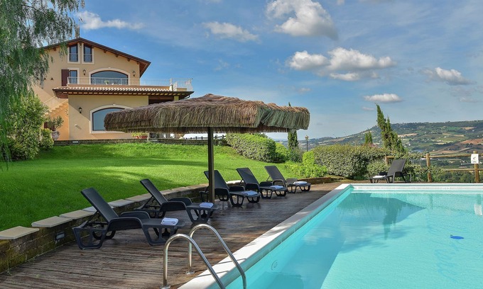 Campofilone Villa | Belvilla by OYO Fiorella